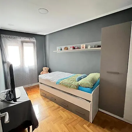 3 Cerca Centro Y Playa * Gijon
